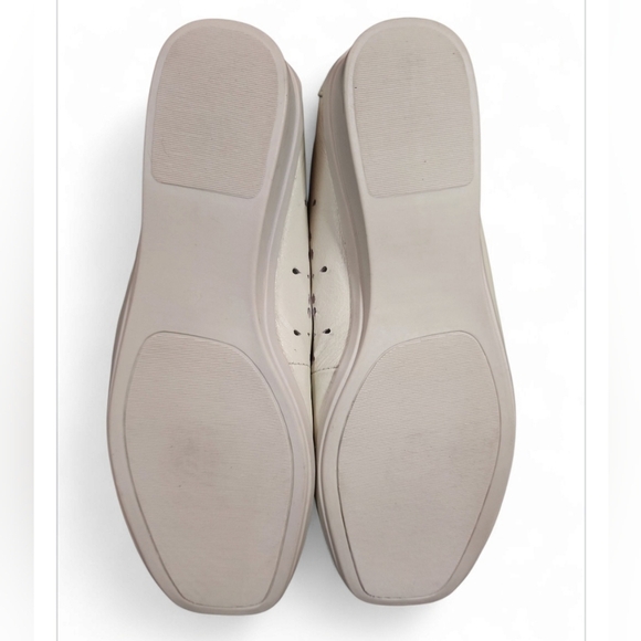 Beacon White Leather Slip On loafer Sz7 Fisherman Aesthetic Preppy Coastal Cool - Picture 8 of 9